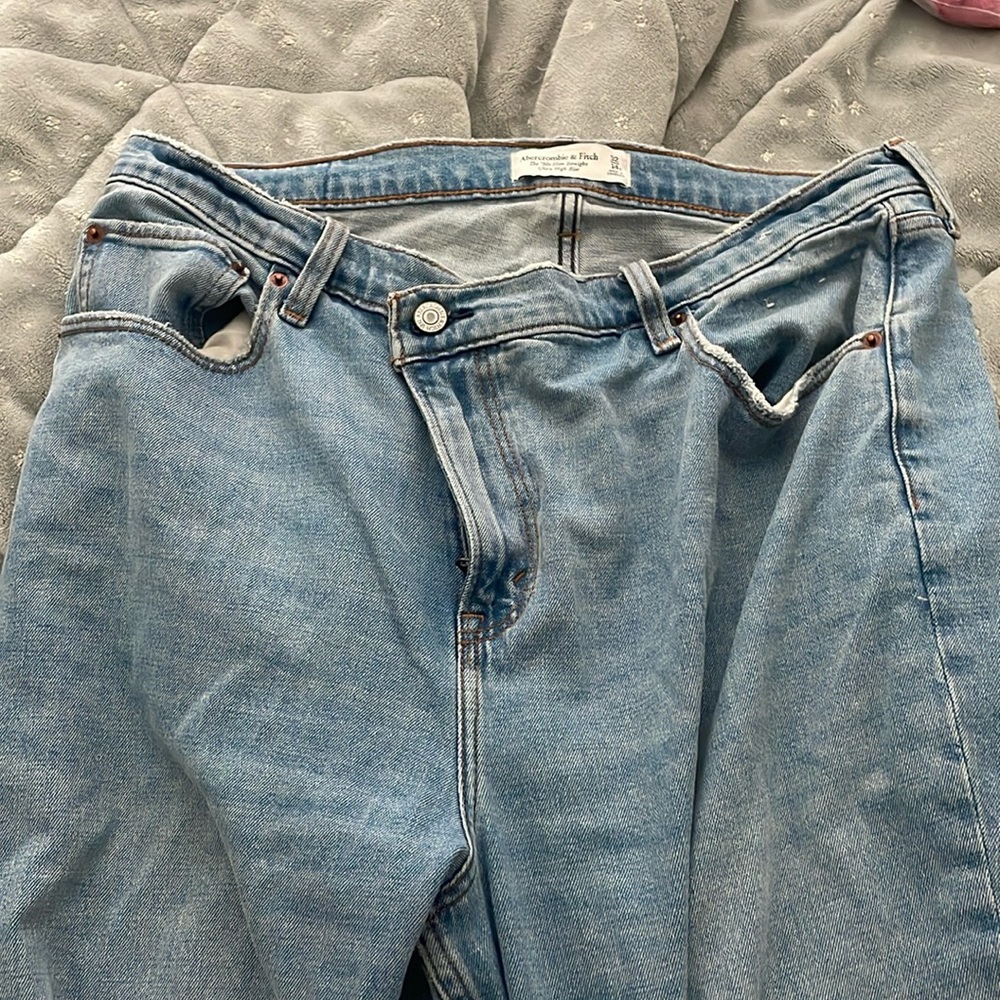 Abercrombie 90s Slim Straight Ultra High Rise Jeans CrissCross Waist 14/32 Short